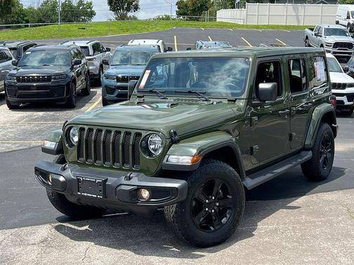 Sarge Green Clearcoat 2023 Jeep Wrangler 4-Door Sahara Altitude