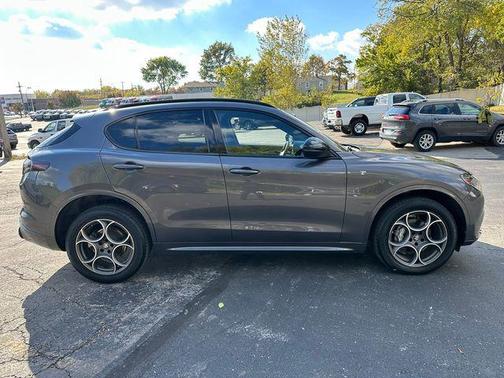 2024 Alfa Romeo Stelvio Ti