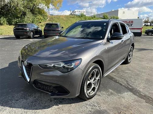 2024 Alfa Romeo Stelvio Ti