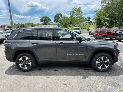 2023 Jeep Grand Cherokee 4xe Base