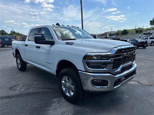 2025 RAM 2500 Lone Star Crew Cab 4x4 6'4' Box