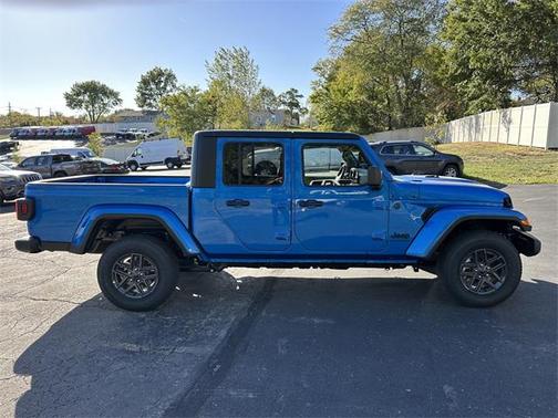 2025 Jeep Gladiator Sport S