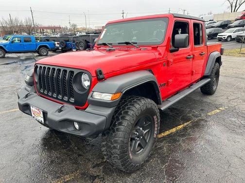 2022 Jeep Gladiator Sport