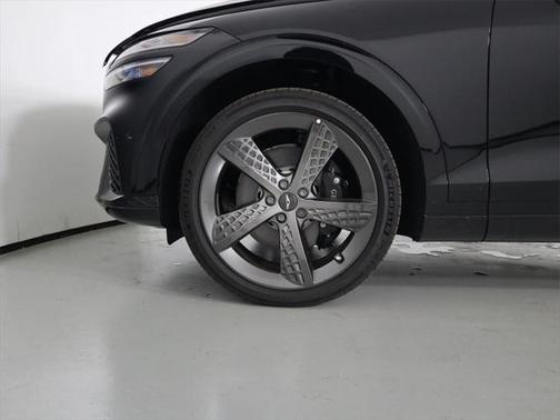2024 Genesis GV70 3.5T AWD Sport