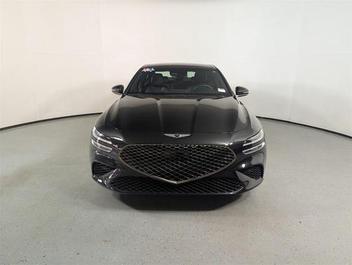 2024 Genesis G70 2.5T RWD