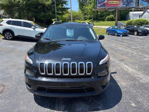 Diamond Black 2017 Jeep Cherokee Latitude