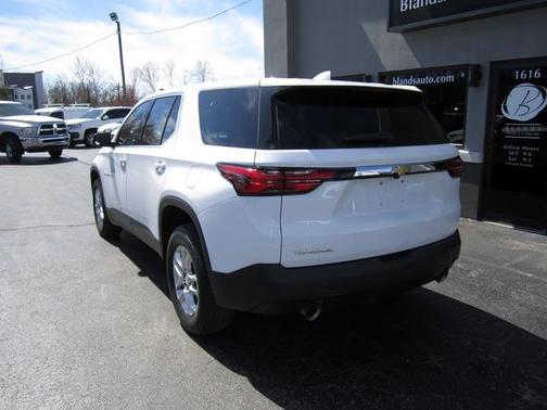 2023 Chevrolet Traverse LS