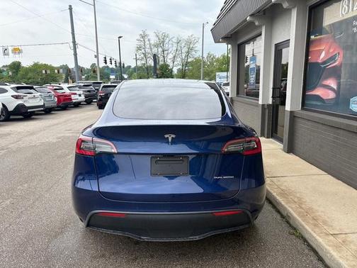 Deep Blue Metallic 2021 Tesla Model Y Long Range
