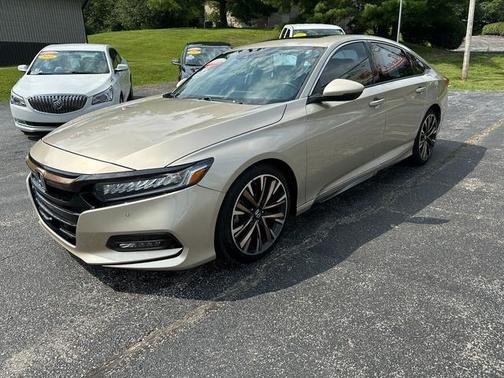 2020 Honda Accord Touring 2.0T