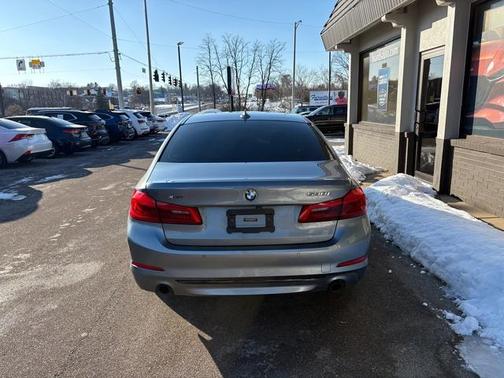 2020 BMW 530 i xDrive