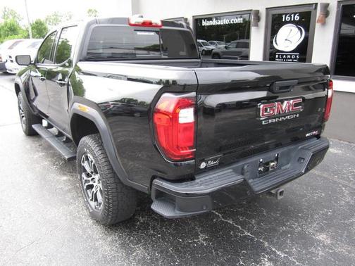Deep Bronze Metallic 2023 GMC Canyon AT4