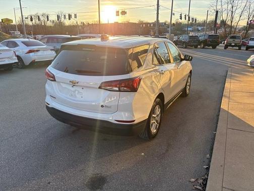 2022 Chevrolet Equinox LS