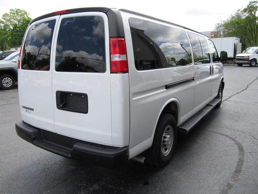 2023 Chevrolet Express 3500 LS