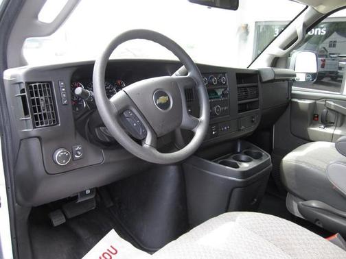 2023 Chevrolet Express 3500 LS