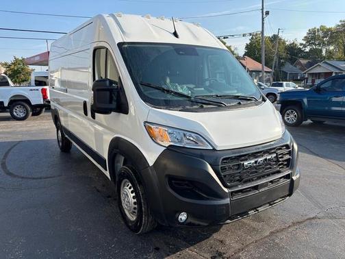 2025 RAM 2500 SLT