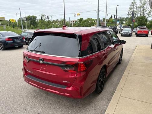 Radiant Red Metallic II 2025 Honda Odyssey Sport-L