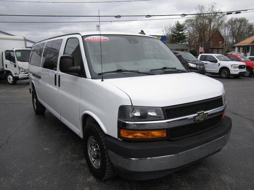 2019 Chevrolet Express 3500 LT