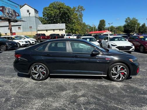 2024 Volkswagen Jetta GLI 2.0T Autobahn