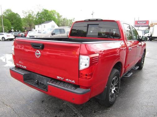 2021 Nissan Titan SV