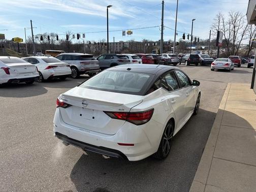 2022 Nissan Sentra SR