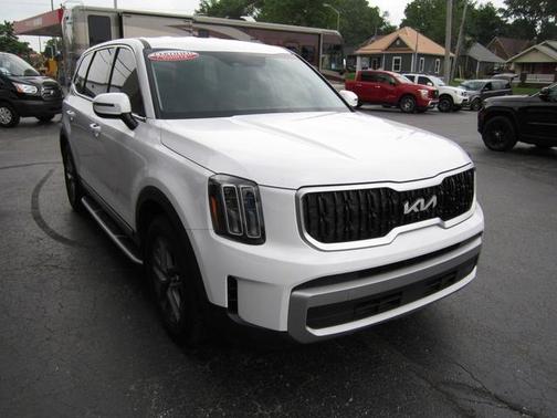 2023 Kia Telluride LX