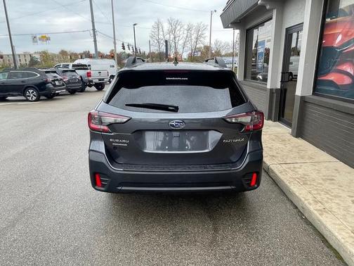 2022 Subaru Outback Premium