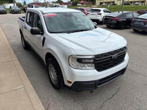2022 Ford Maverick XL