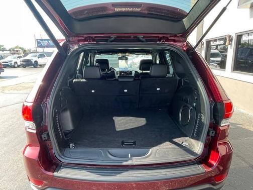 2022 Jeep Grand Cherokee WK Laredo