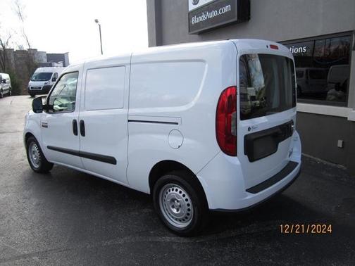 2022 RAM ProMaster City Base