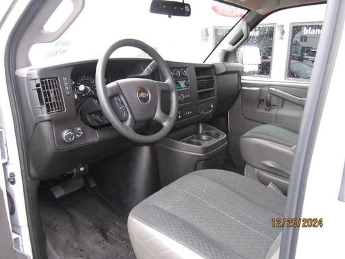 2022 Chevrolet Express 2500 Work Van
