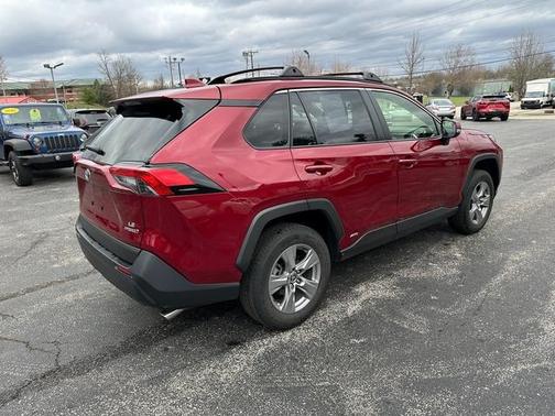 2022 Toyota RAV4 Hybrid LE