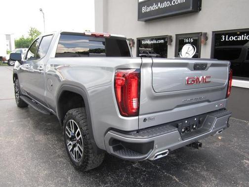 2024 GMC Sierra 1500 AT4