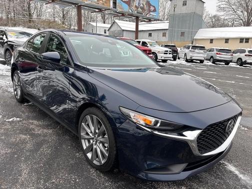 2022 Mazda Mazda3 FWD w/Select Package