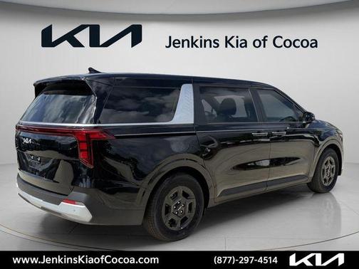 Aurora Black Pearl 2026 Kia Carnival LX