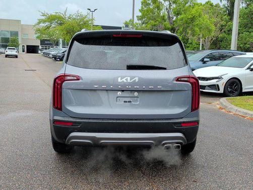 Silver 2022 Kia Telluride EX