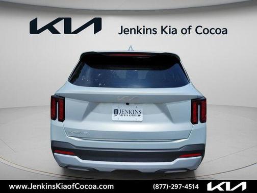 Ivory 2026 Kia Sorento LX