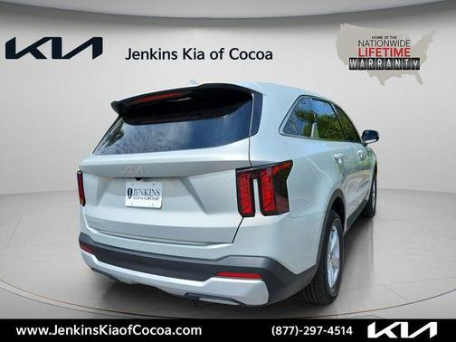 Ivory 2026 Kia Sorento LX