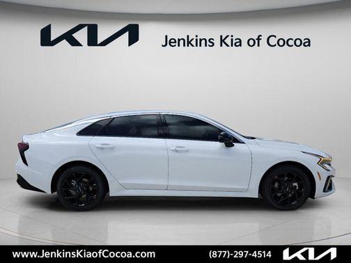 White Pearl 2026 Kia K5 GT-Line