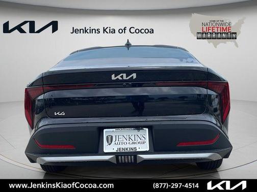 Aurora Black 2026 Kia K4 LXS