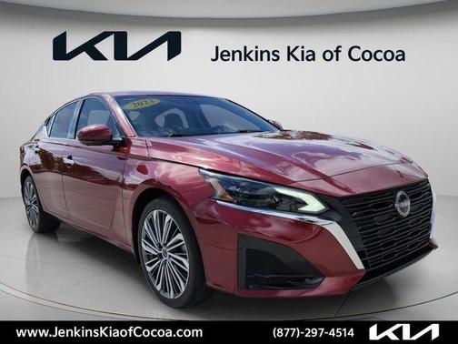 Scarlet Ember 2023 Nissan Altima 2.5 SL