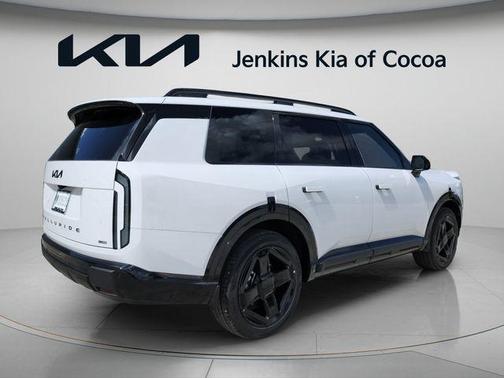 White 2027 Kia Telluride EX