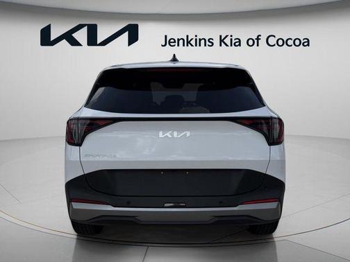 White Pearl 2026 Kia Sportage EX