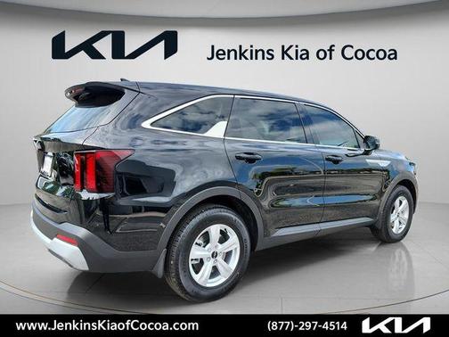 Ebony 2026 Kia Sorento LX