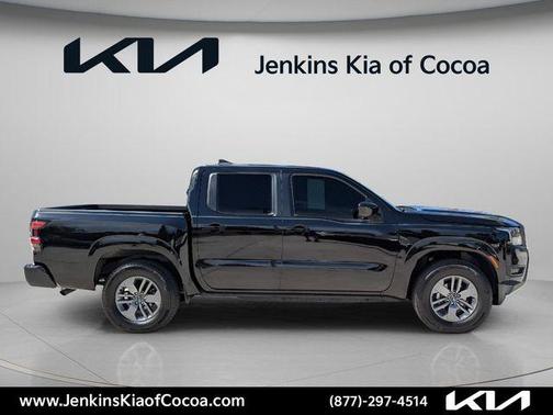 Black 2025 Nissan Frontier SV