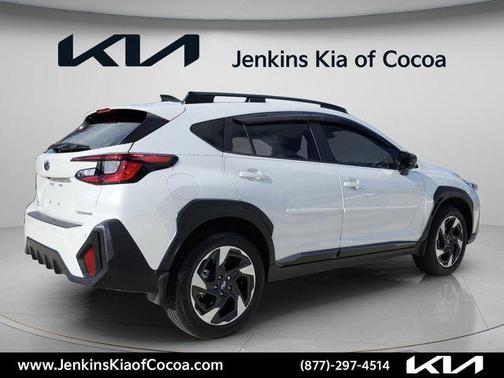 Crystal White Pearl 2025 Subaru Crosstrek Limited