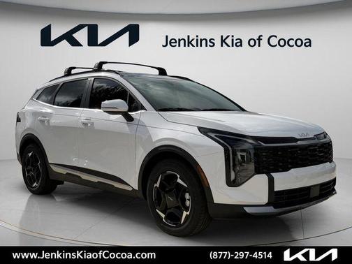 Glacial White Pearl 2026 Kia Sportage EX