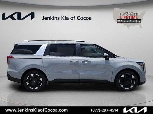Ceramic White 2026 Kia Carnival EX