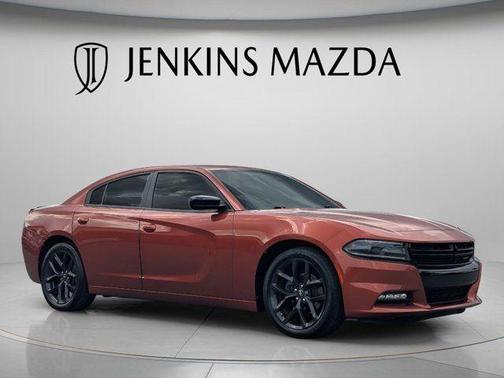 Sinamon Stick 2021 Dodge Charger SXT