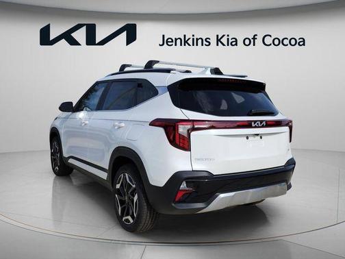 Snow White Pearl 2026 Kia Seltos SX