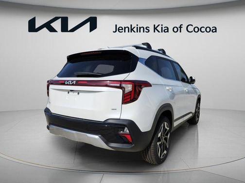 Snow White Pearl 2026 Kia Seltos SX